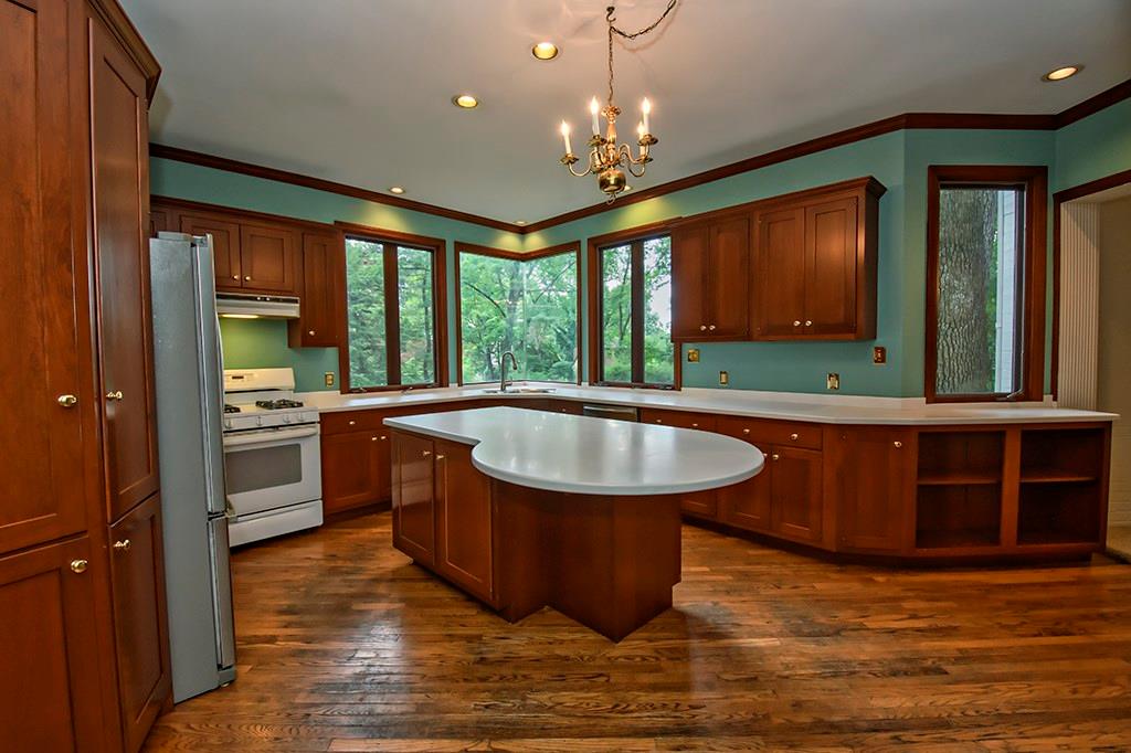36 Windsor Road Pittsburgh, PA 15215 - Photo 12 of 25 Gallery Image 12