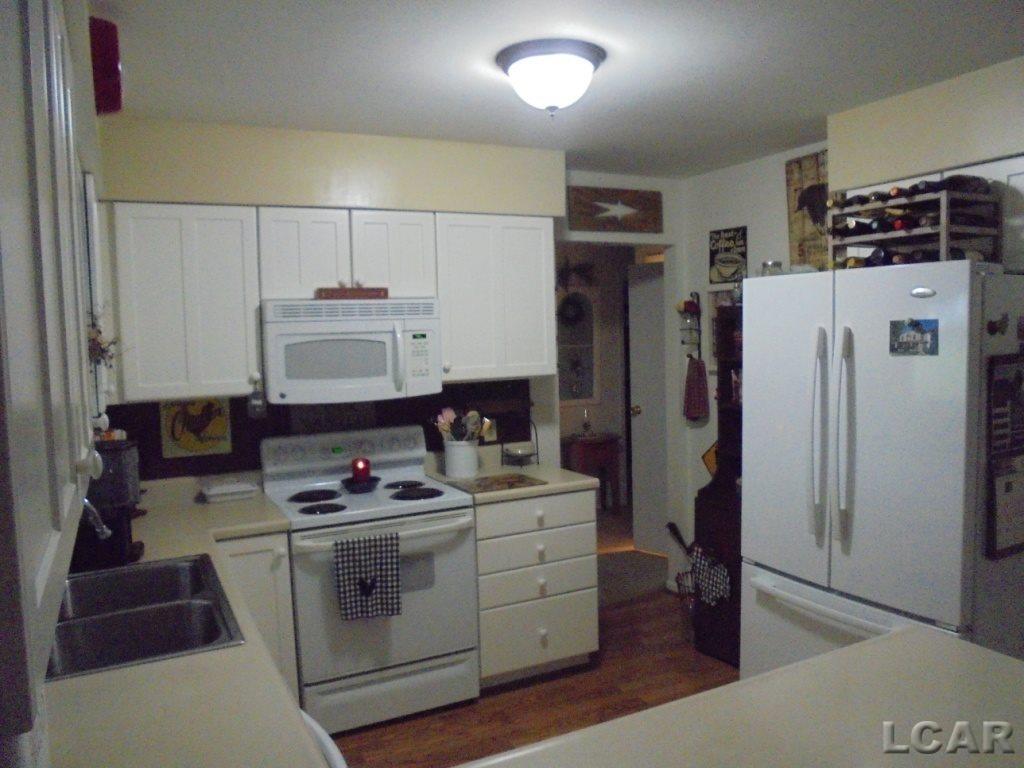 6095 Clinton Macon Road Clinton, MI 49236 - Photo 14 of 26