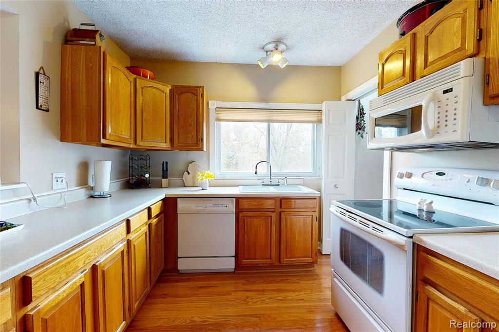 2322 Reid Road Grand Blanc, MI 48439 - Photo 12 of 25