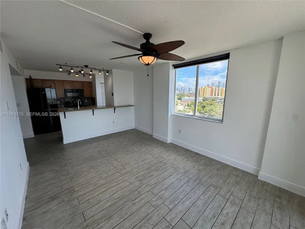 $2,500 | 219 Northwest 12th Avenue, Unit 711, Miami, FL 33128