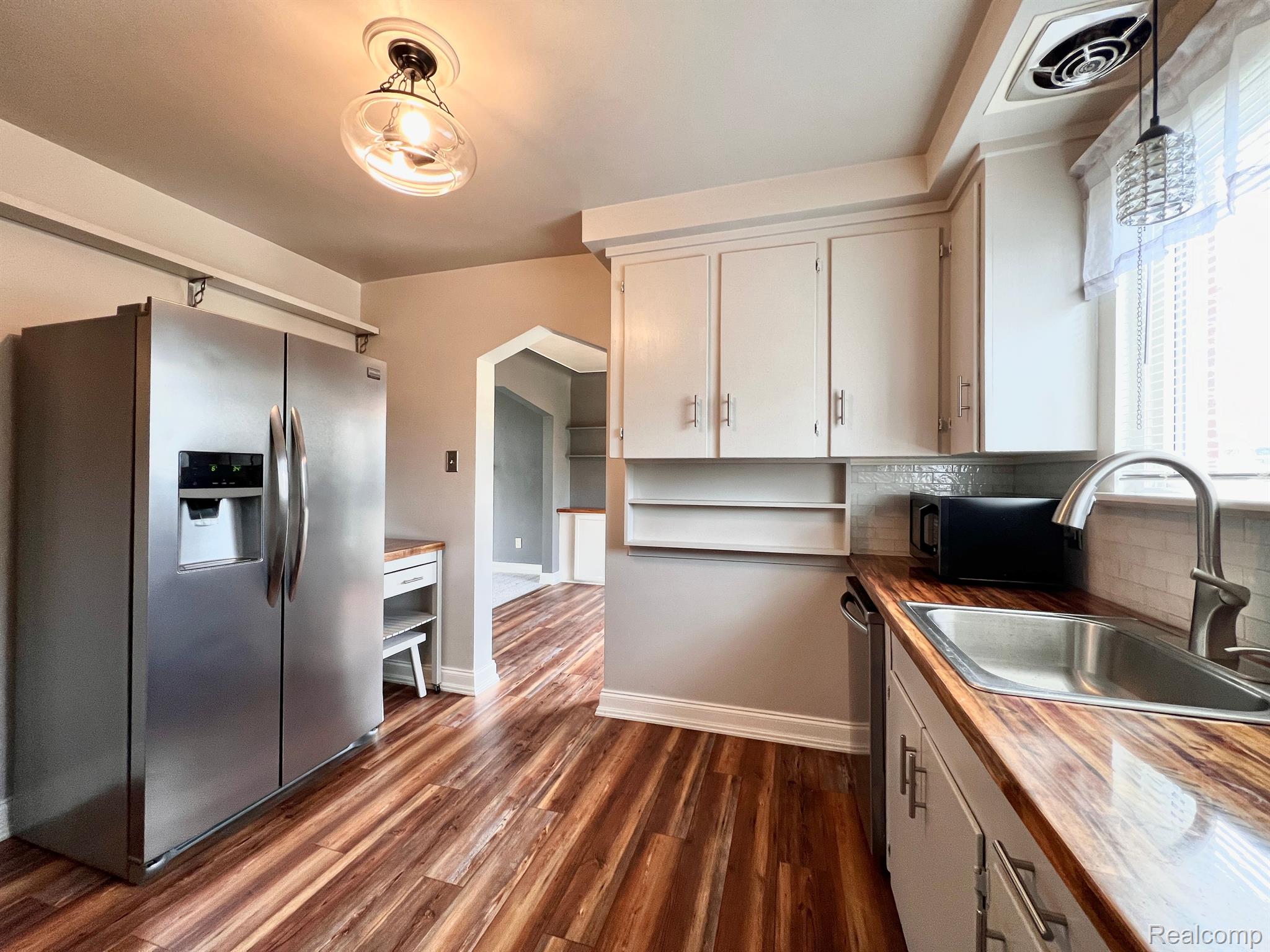 8488 Harding Street Center Line, MI 48015 - Photo 21 of 42 Gallery Image 21