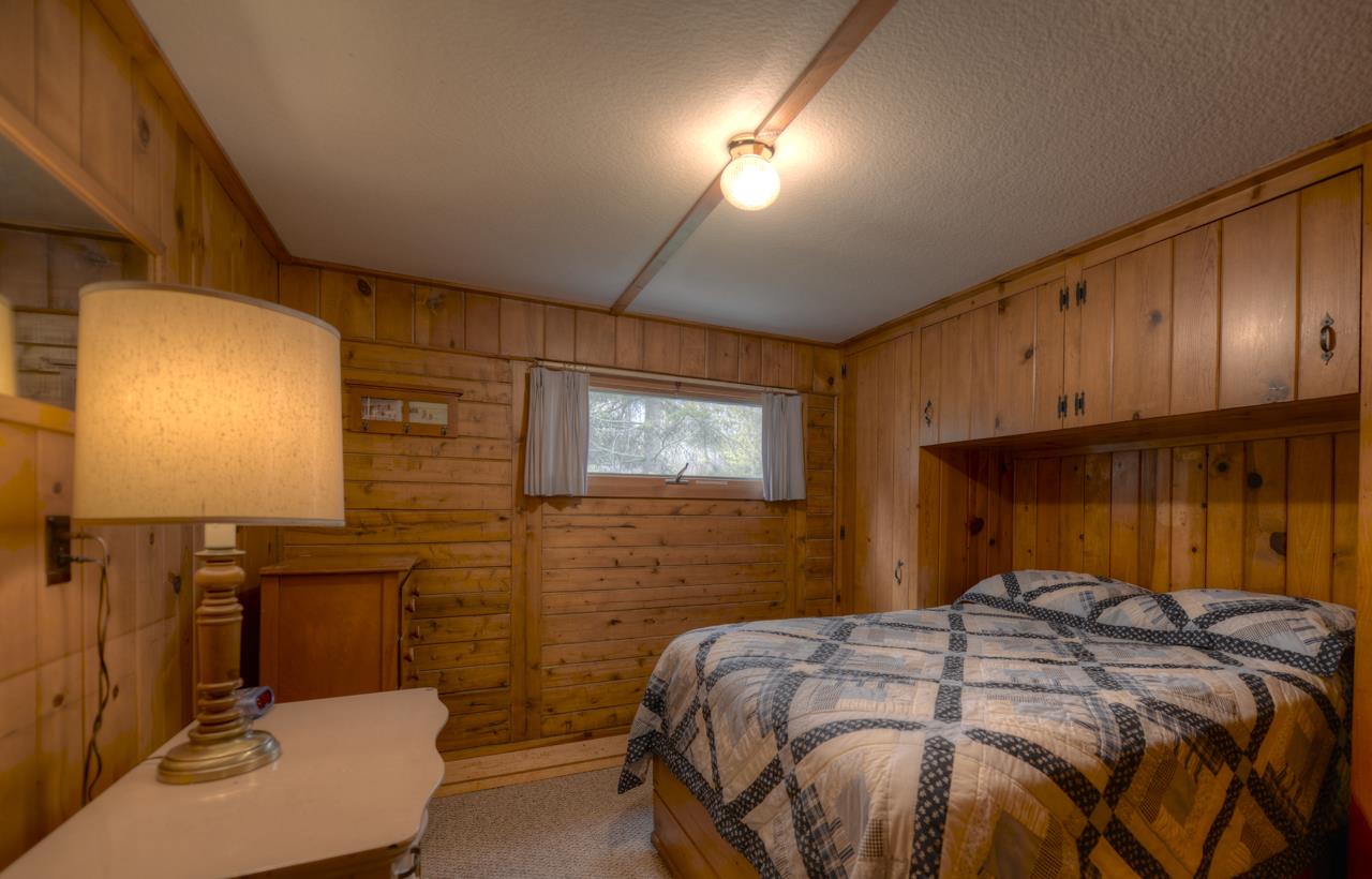 8125 South Rustic Drive Cedar, MI 49621 - Photo 28 of 31 1835720-27.JPG