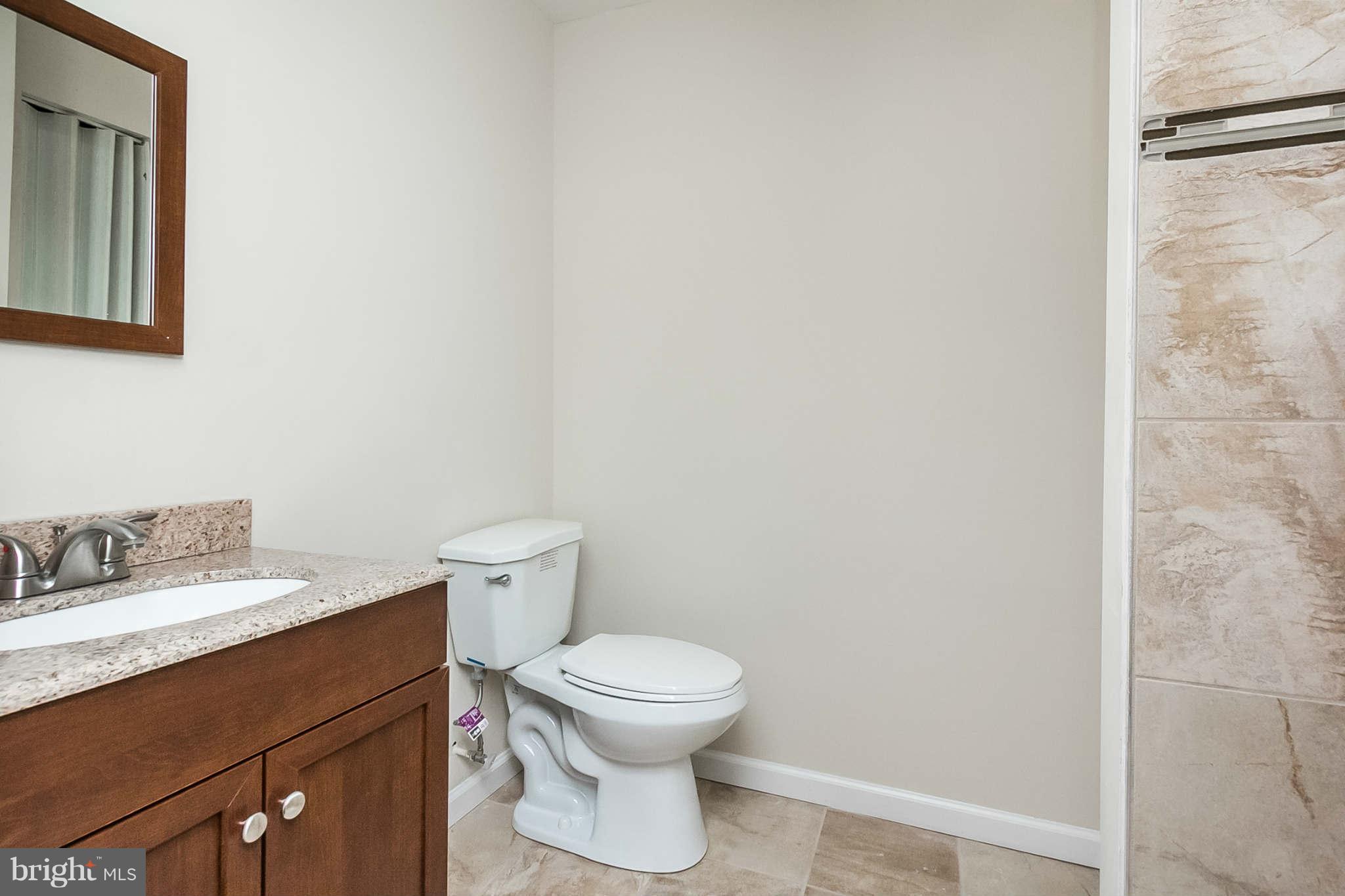 740 Mansfield Road Baltimore, MD 21221 - Photo 23 of 28 Bath