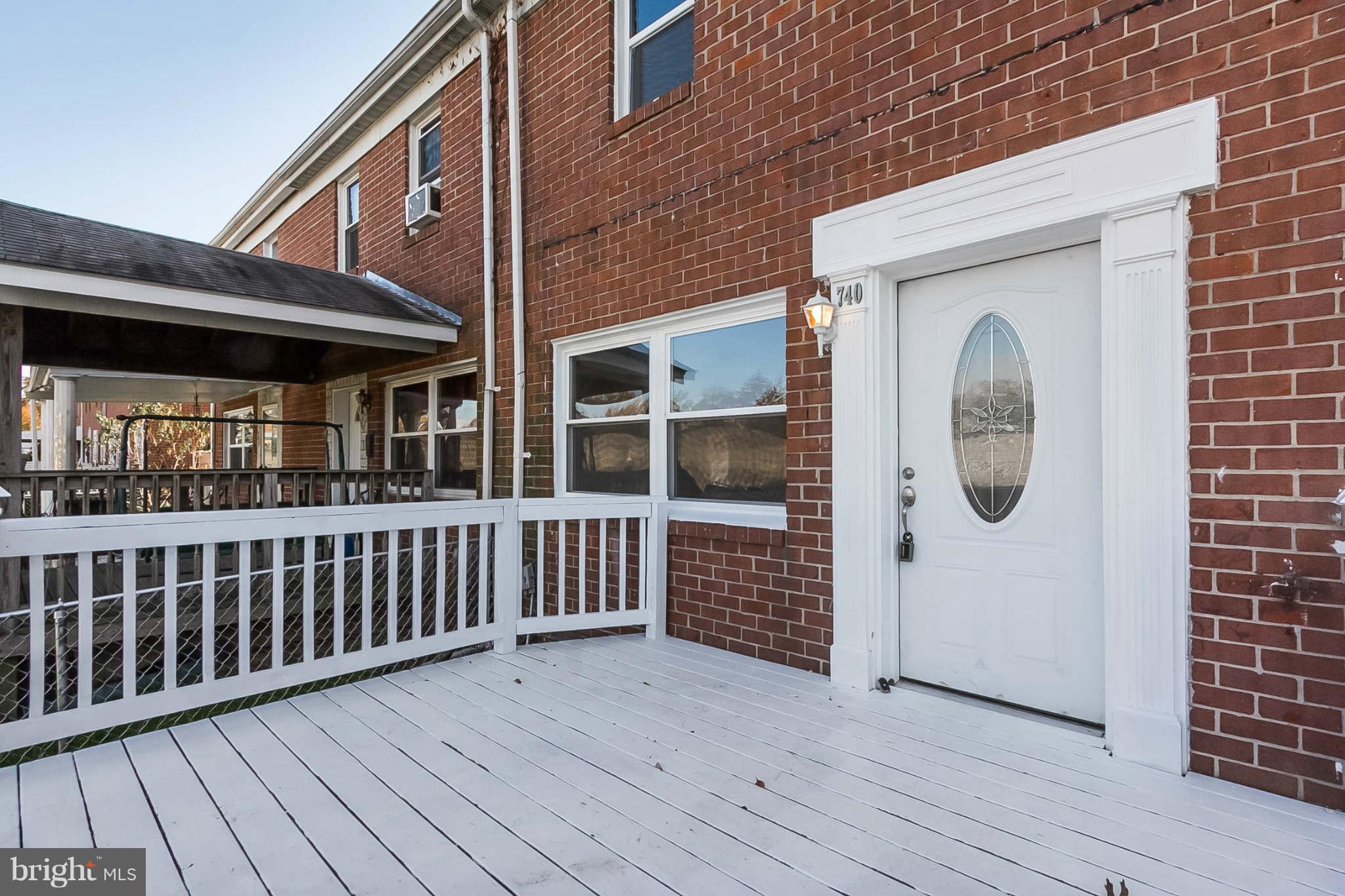740 Mansfield Road Baltimore, MD 21221 - Photo 4 of 28 Exterior (Front)