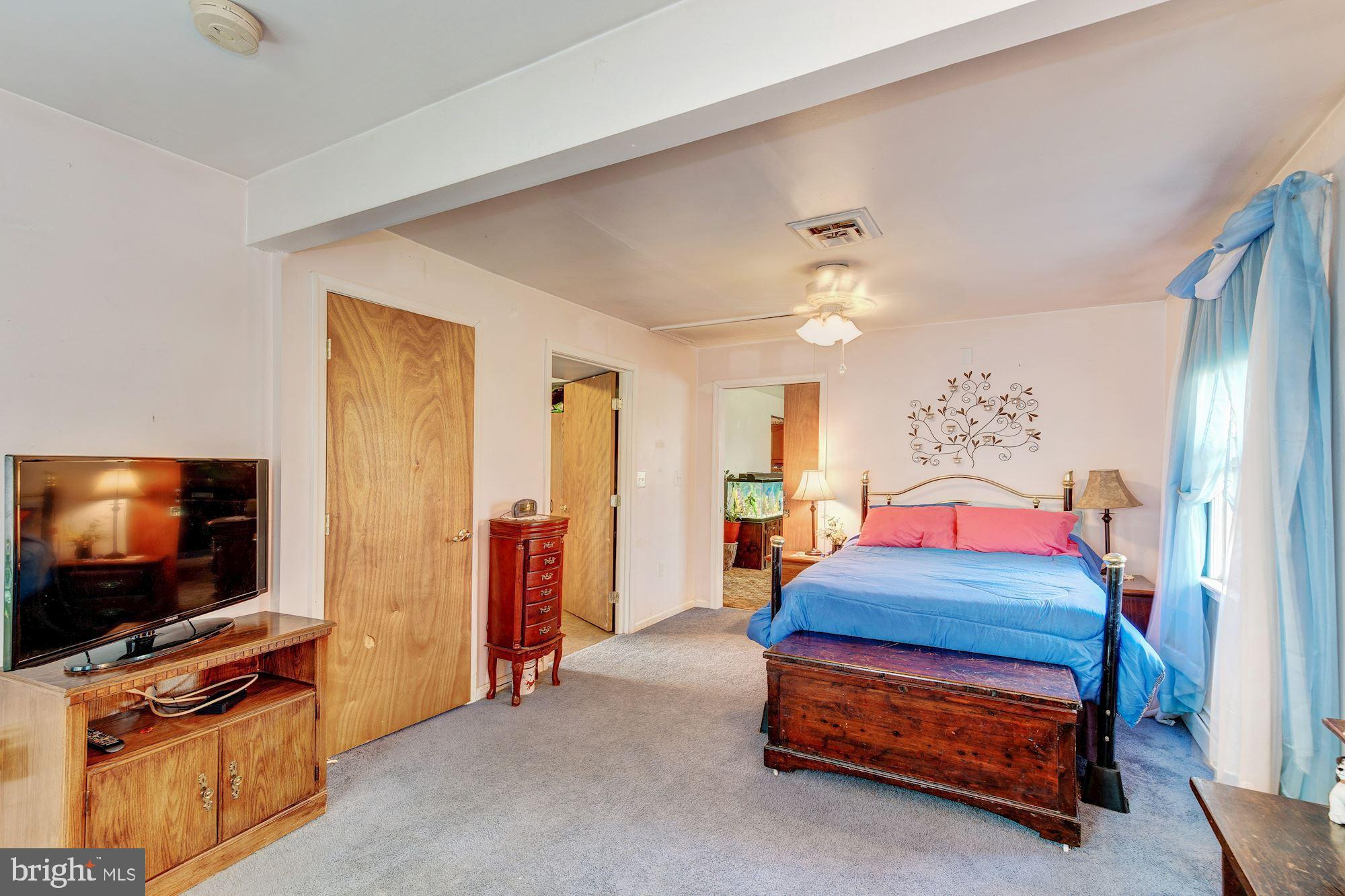 53 Warner Road Mount Holly, NJ 08060 - Photo 16 of 45