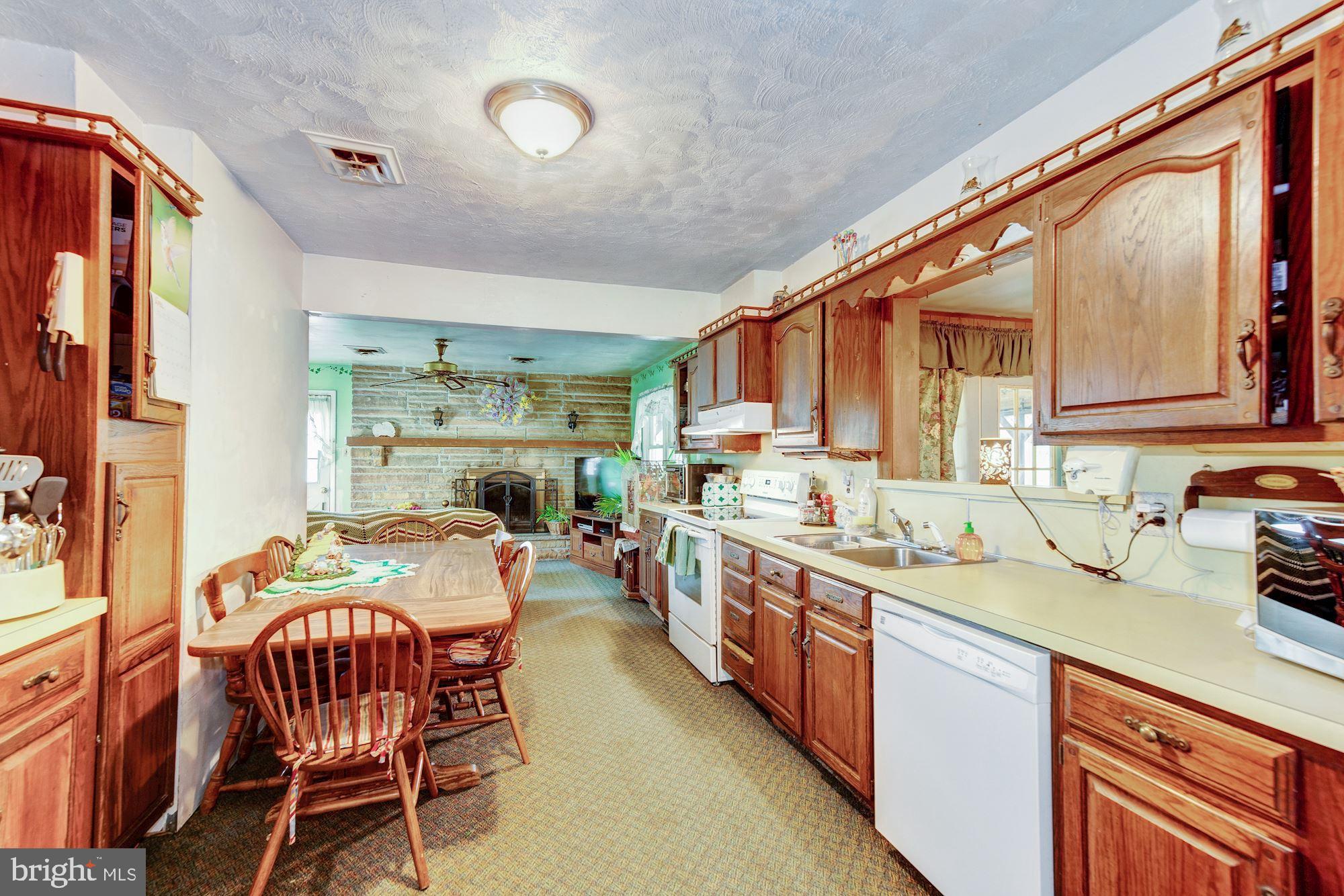 53 Warner Road Mount Holly, NJ 08060 - Photo 3 of 45