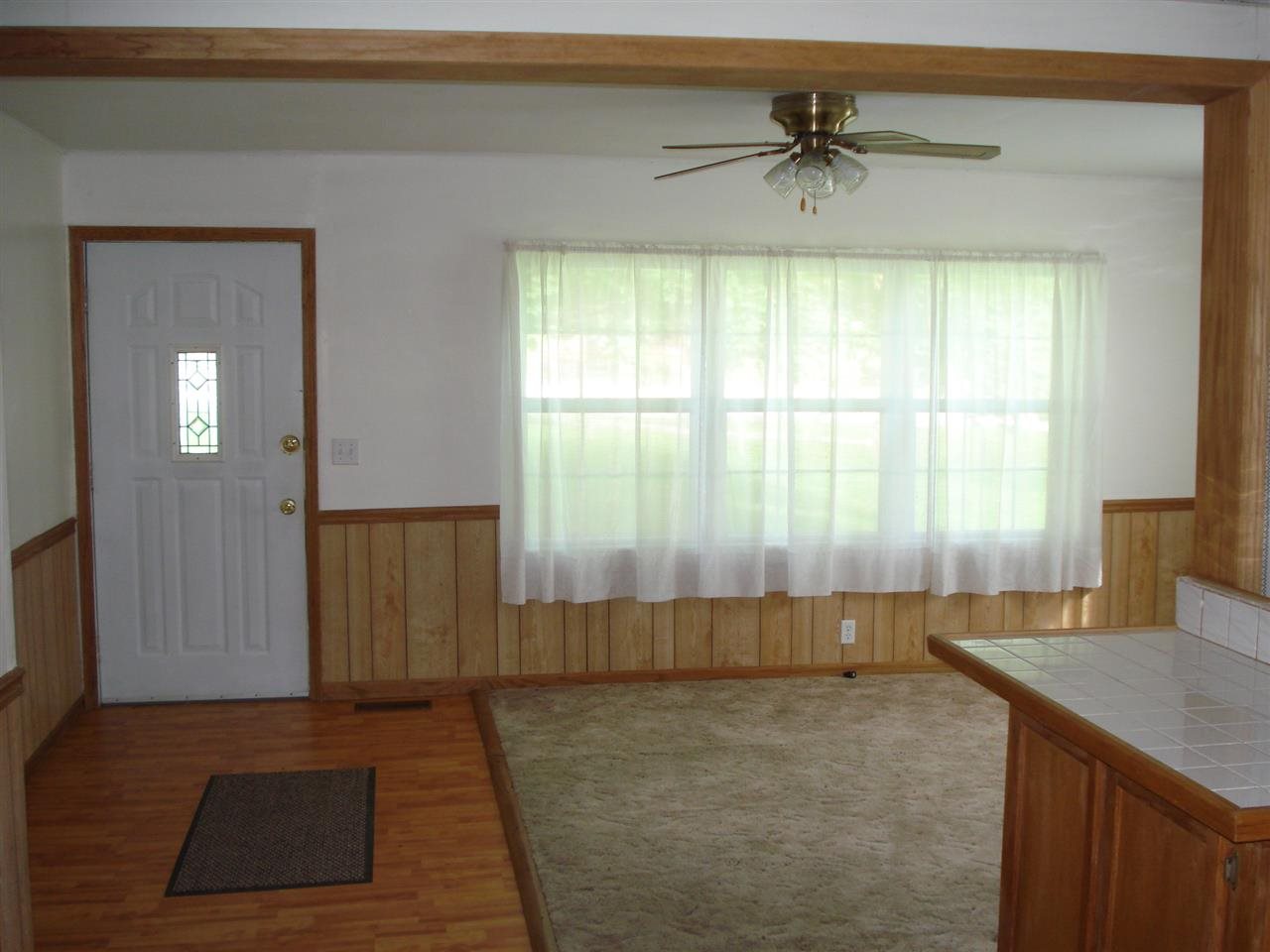 3111 North Huntington Road Marion, IN 46952 - Photo 5 of 17