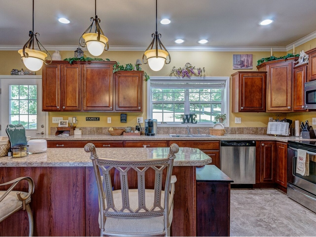 173 Oliver Edwards Road Jonesborough, TN 37659 - Photo 11 of 25 Photo 11