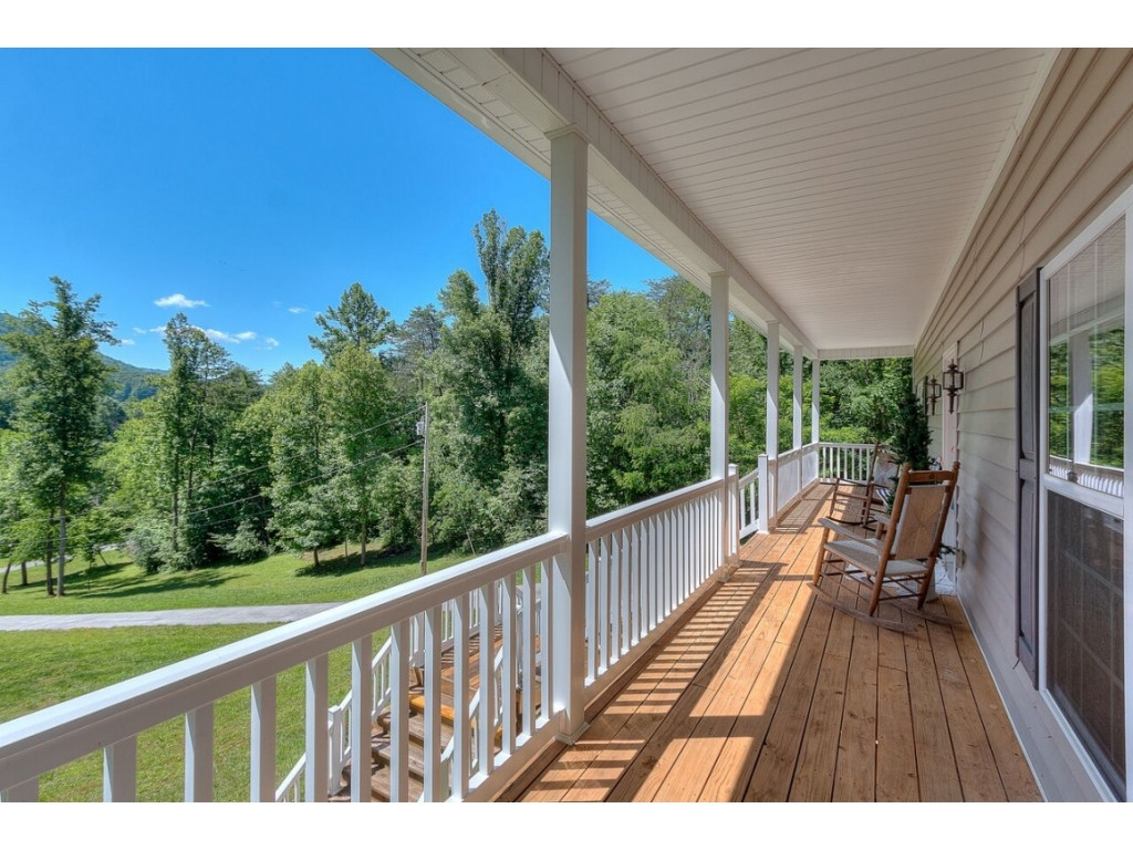 173 Oliver Edwards Road Jonesborough, TN 37659 - Photo 4 of 25 Photo 4