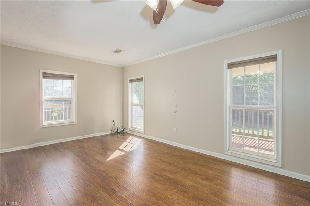 5212 Williard Road Oak Ridge, NC 27310 - Photo 4 of 23