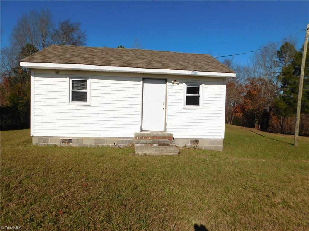 896 Bescher Chapel Road Trinity, NC 27370 - Photo 14 of 17 Guest house includes 1 bedroom, bath, kitchen, laundry