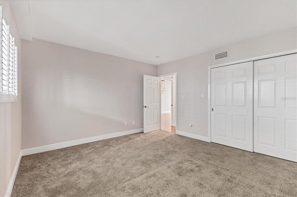 301 South Gulfstream Avenue, Unit 302 Sarasota, FL 34236 - Photo 23 of 25 a view of an empty room