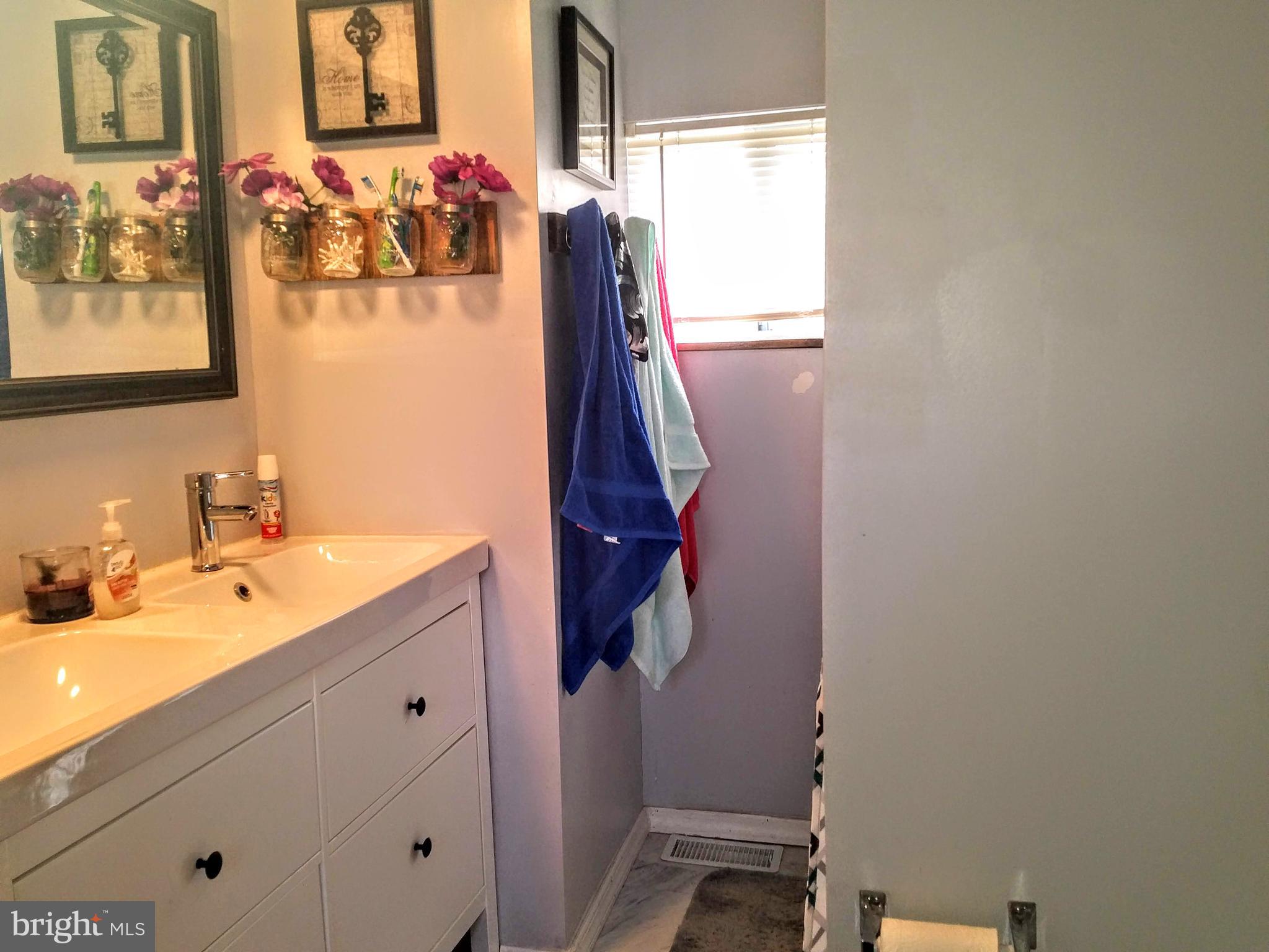 181 Cookstown New Egypt Road Cookstown, NJ 08511 - Photo 15 of 28 Gallery Image 15