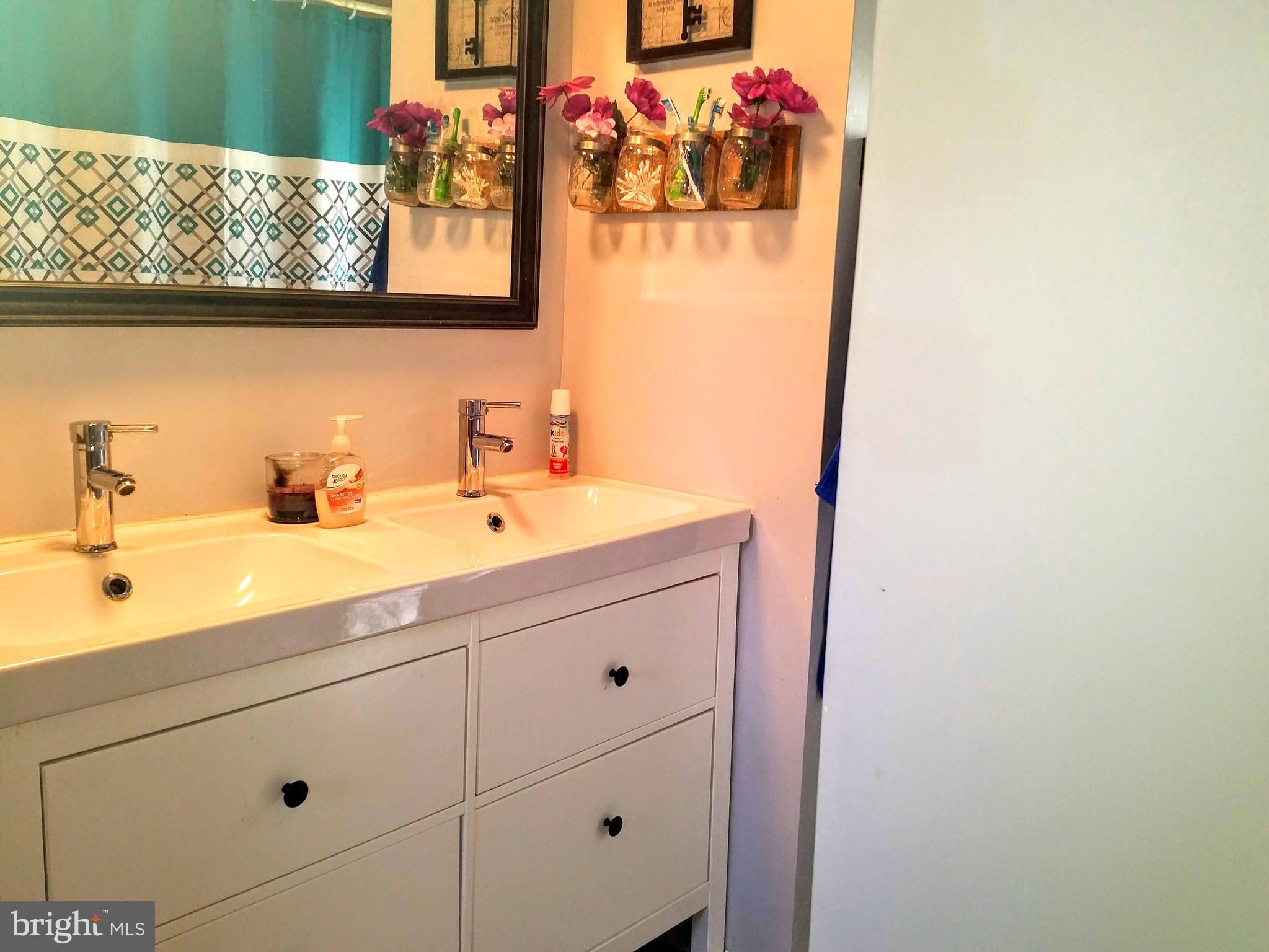 181 Cookstown New Egypt Road Cookstown, NJ 08511 - Photo 16 of 28 Gallery Image 16