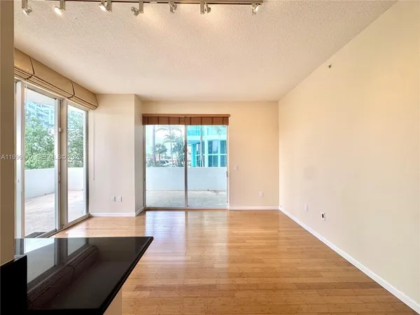$5,800 | 5970 Indian Creek Drive, Unit 203, Miami Beach, FL 33140
