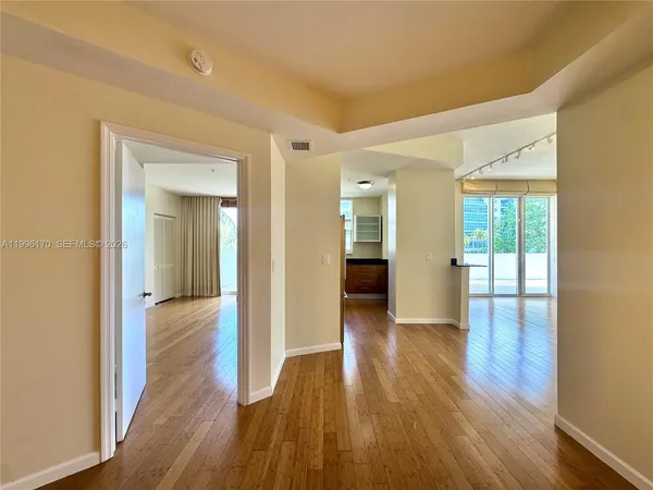 $5,800 | 5970 Indian Creek Drive, Unit 203, Miami Beach, FL 33140