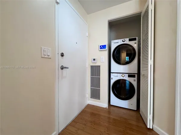 $5,800 | 5970 Indian Creek Drive, Unit 203, Miami Beach, FL 33140