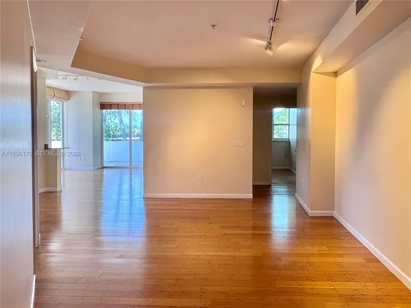 $5,800 | 5970 Indian Creek Drive, Unit 203, Miami Beach, FL 33140