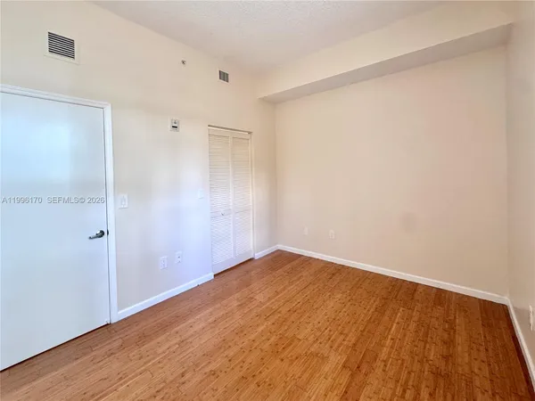 $5,800 | 5970 Indian Creek Drive, Unit 203, Miami Beach, FL 33140