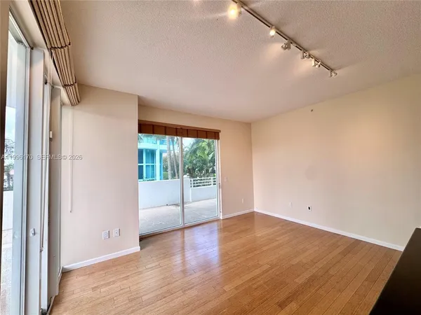 $5,800 | 5970 Indian Creek Drive, Unit 203, Miami Beach, FL 33140