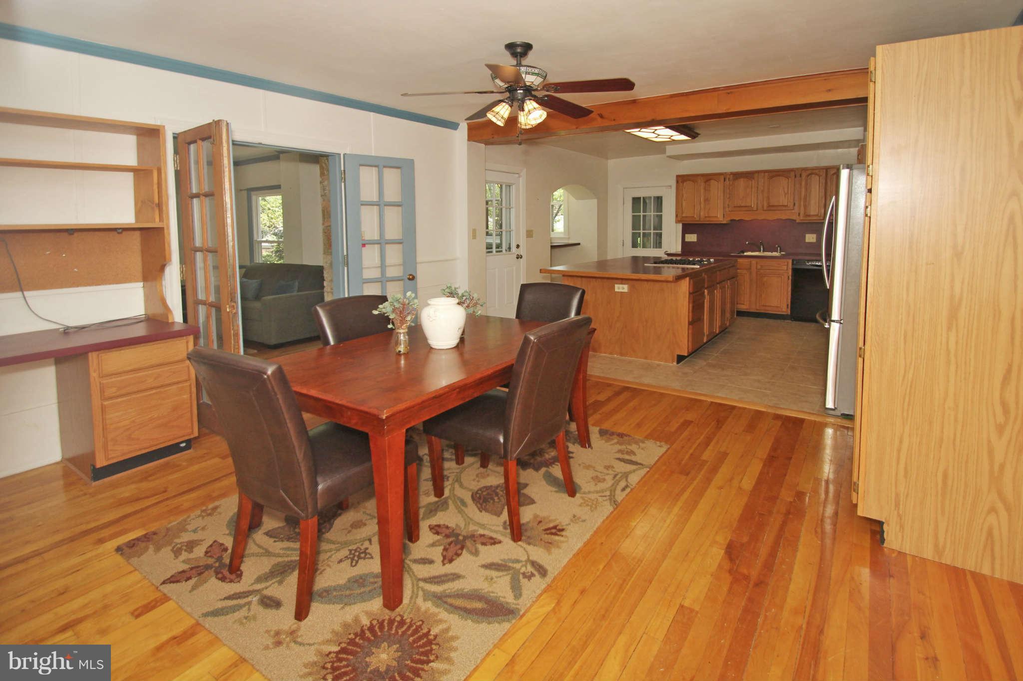 1309 Pinecrest Court Silver Spring, MD 20910 - Photo 12 of 27 Family Room