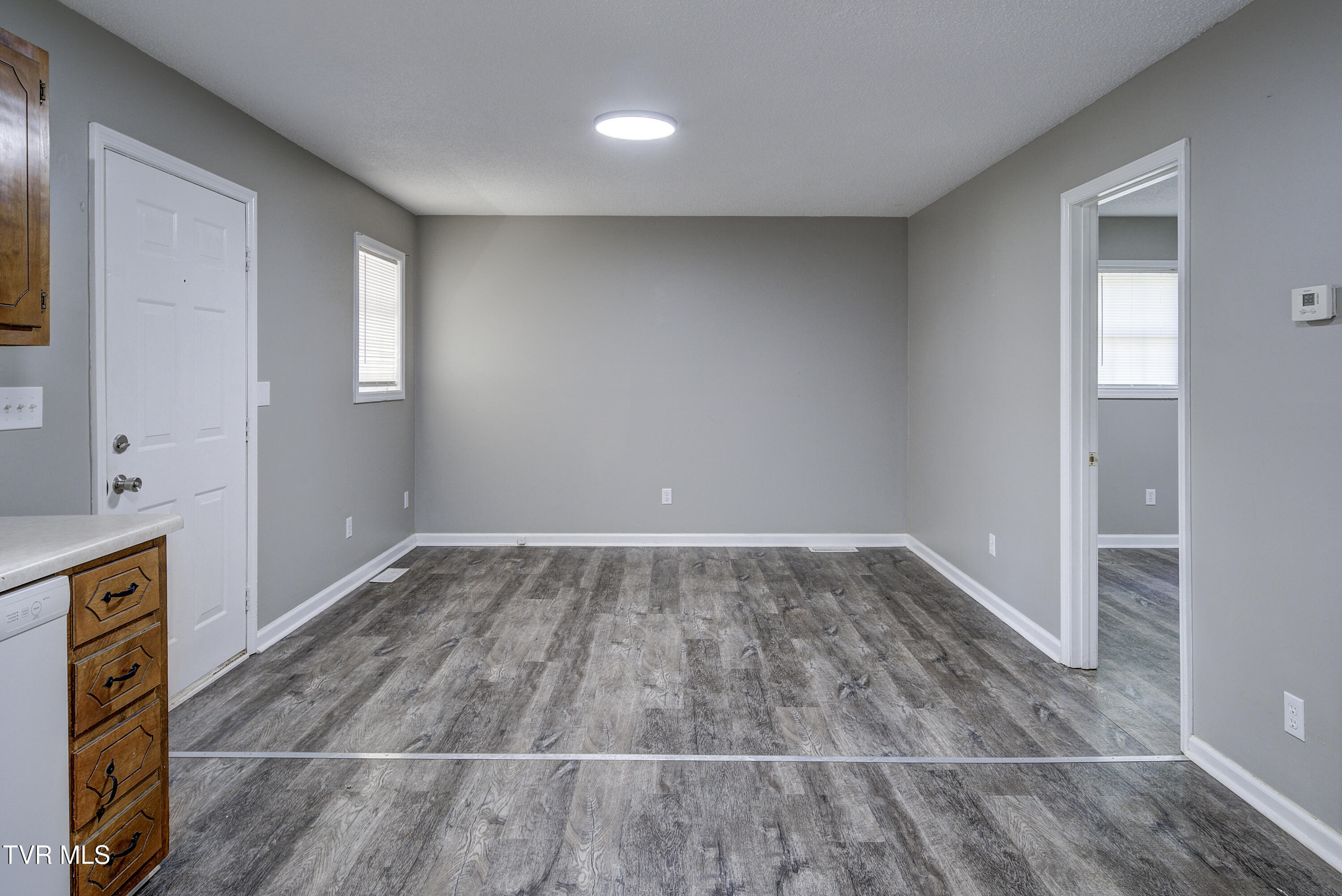 175 Scenic Road, Unit 4 Unicoi, TN 37692 - Photo 5 of 18 ScenicUnit2--7