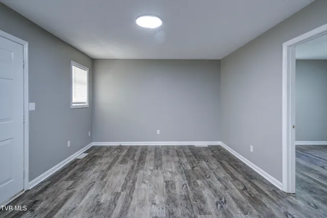 $900 | 175 Scenic Road, Unit 4, Unicoi, TN 37692