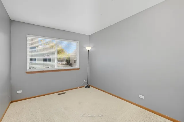 $290,000 | 43 West Rustic Lane, Round Lake Beach, IL 60073