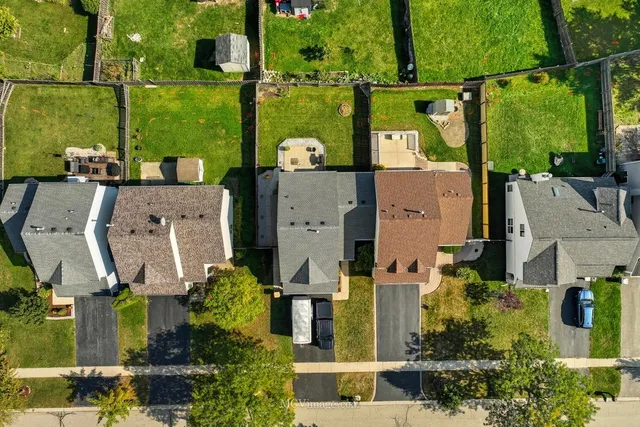 $290,000 | 43 West Rustic Lane, Round Lake Beach, IL 60073