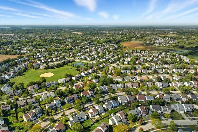 $290,000 | 43 West Rustic Lane, Round Lake Beach, IL 60073