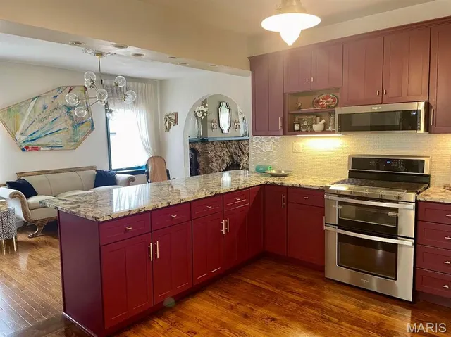 $618,000 | 1129 Terrace Drive, Richmond Heights, MO 63117