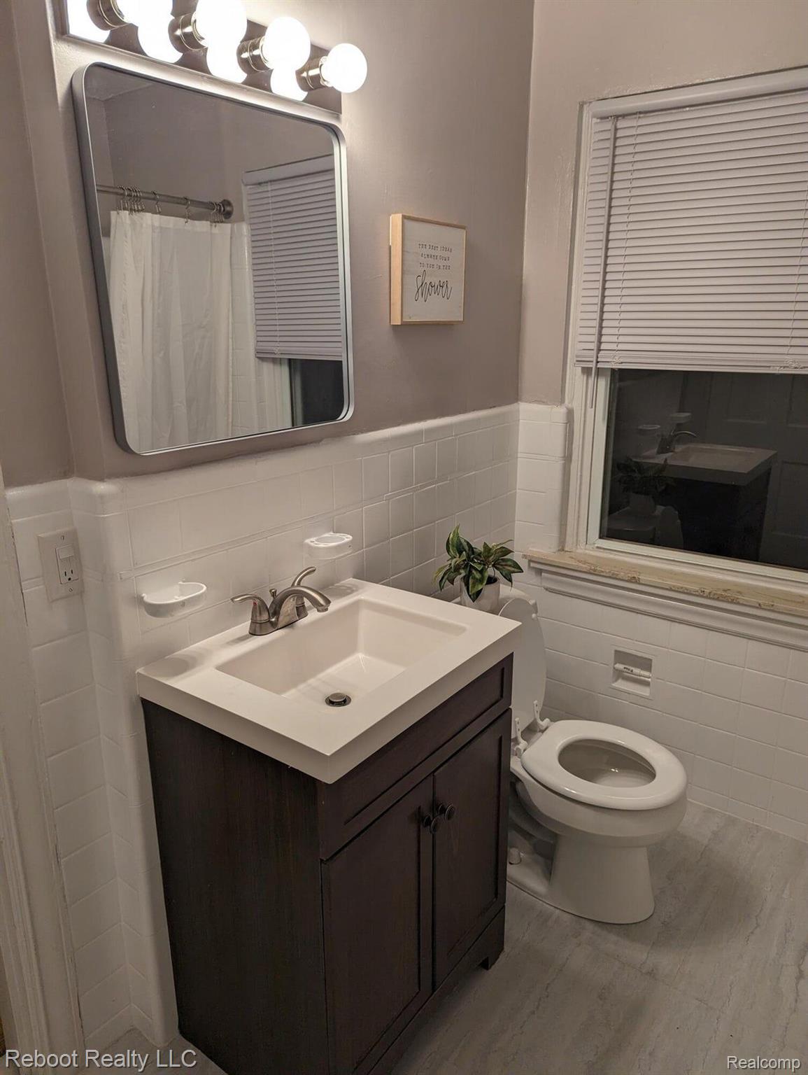 203 Riverside Drive Detroit, MI 48215 - Photo 13 of 21 Gallery Image 13