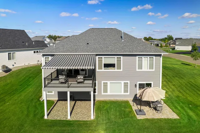 $599,000 | 10706 28th Court Northeast, St. Michael, MN 55376