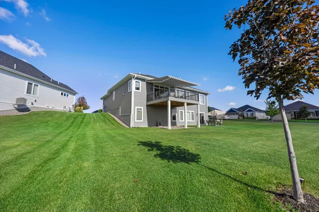 $599,000 | 10706 28th Court Northeast, St. Michael, MN 55376