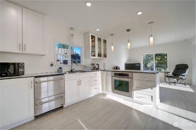 $147,000 | 24222 54th Avenue West, Unit 19, Mountlake Terrace, WA 98043