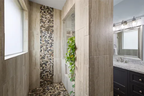 $599,000 | 200 Lexington Drive, Austin, TX 78737