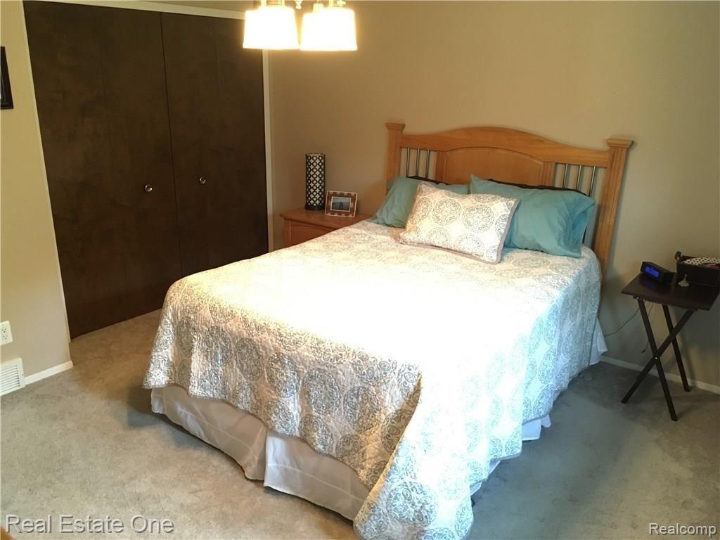 47319 Kennesaw Ridge Utica, MI 48317 - Photo 22 of 29 IMG_7759.JPG