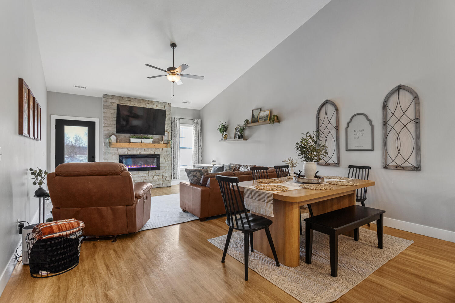 7 Prairie Trail Monticello, IL 61856 - Photo 11 of 34