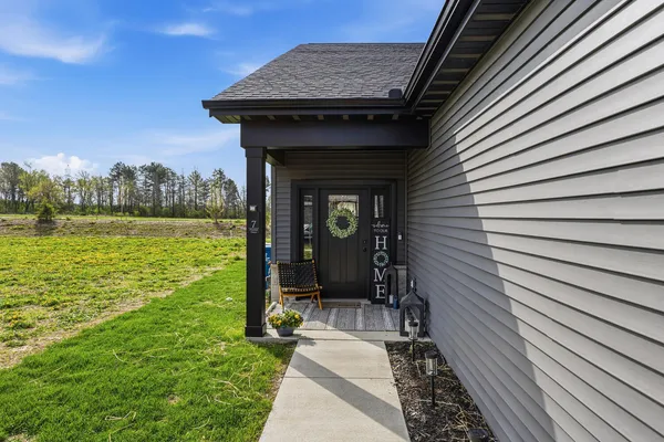 $319,900 | 7 Prairie Trail, Monticello, IL 61856