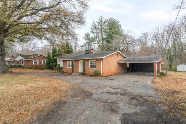 $424,900 | 5251 Silas Creek Parkway, Winston-Salem, NC 27106