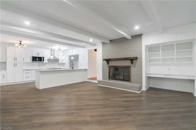 $424,900 | 5251 Silas Creek Parkway, Winston-Salem, NC 27106