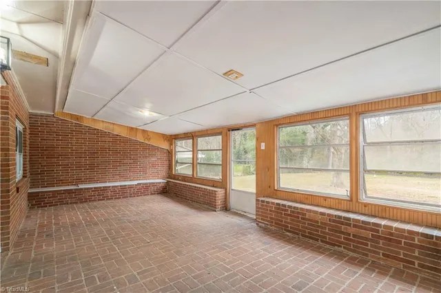 $424,900 | 5251 Silas Creek Parkway, Winston-Salem, NC 27106