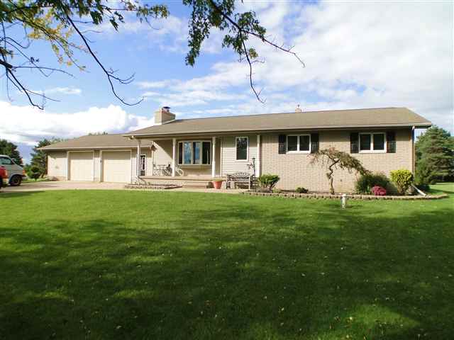8959 Cronk Road Corunna, MI 48817 - Photo 1 of 12 31121206.JPG