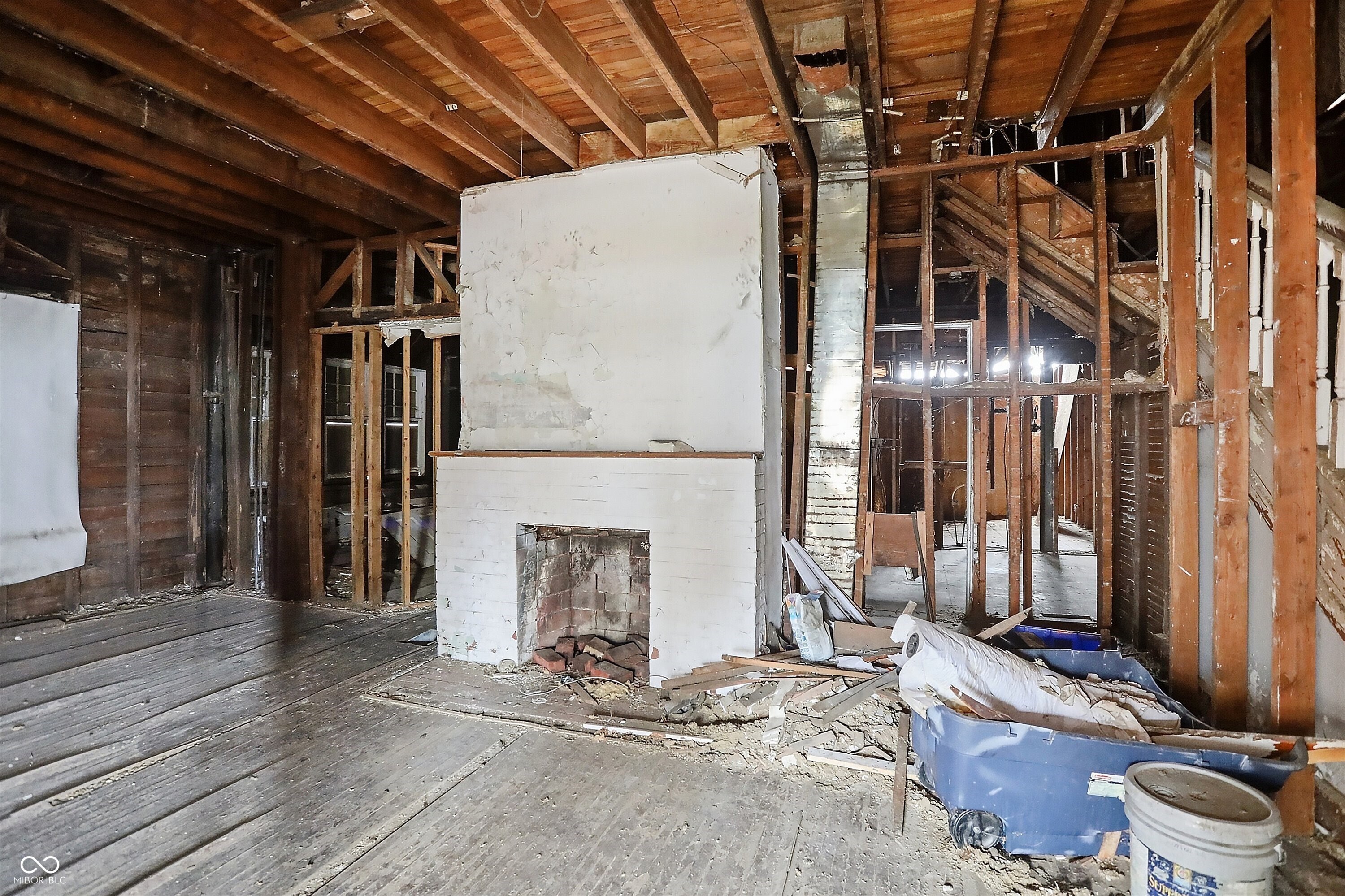 3748 Ruckle Street Indianapolis, IN 46205 - Photo 6 of 19