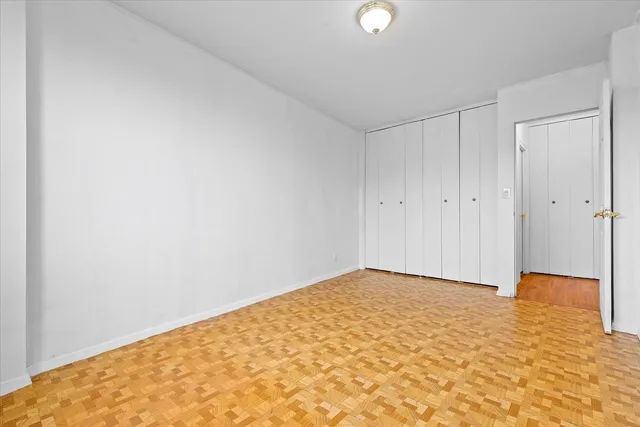 $385,000 | 90-60 Union Turnpike, Unit 9E | Forest Park