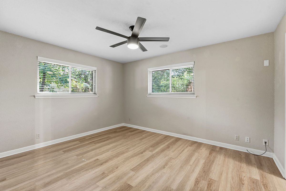 2002 Terry Lane Georgetown, TX 78628 - Photo 18 of 34
