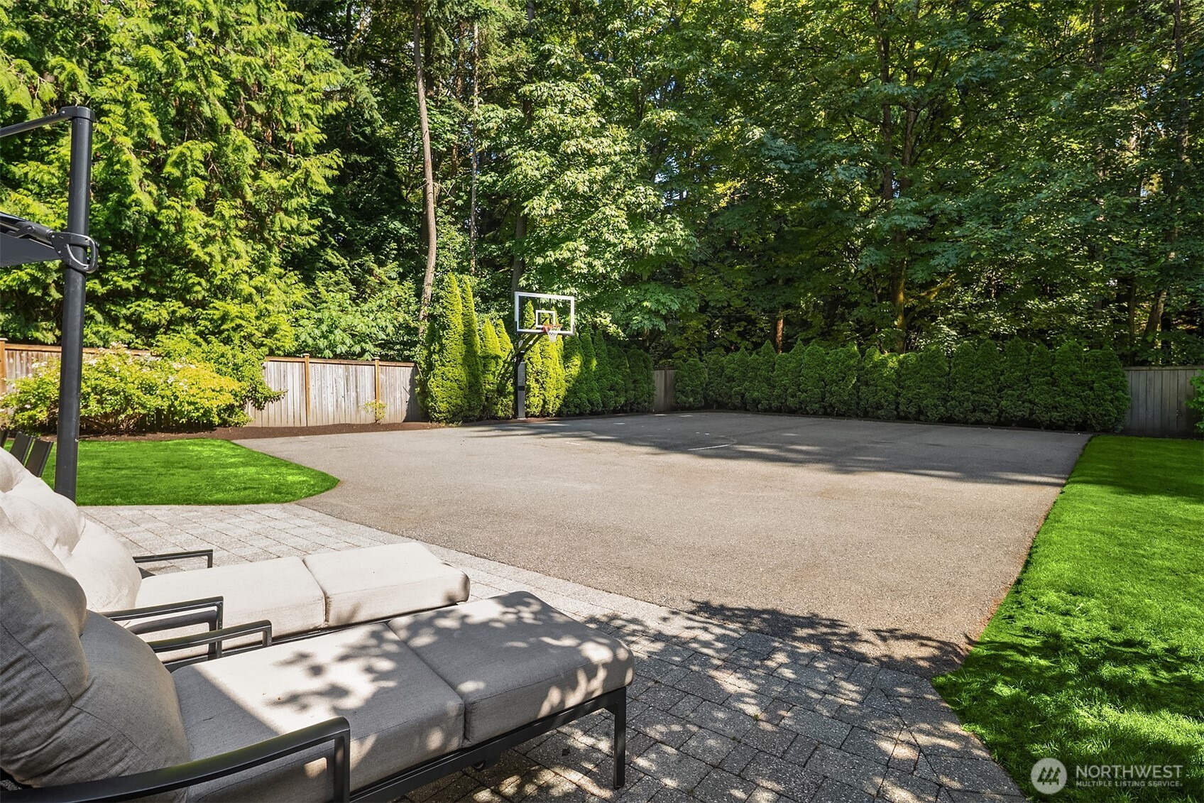 8902 196th Street Southwest Edmonds, WA 98026 - Photo 28 of 34