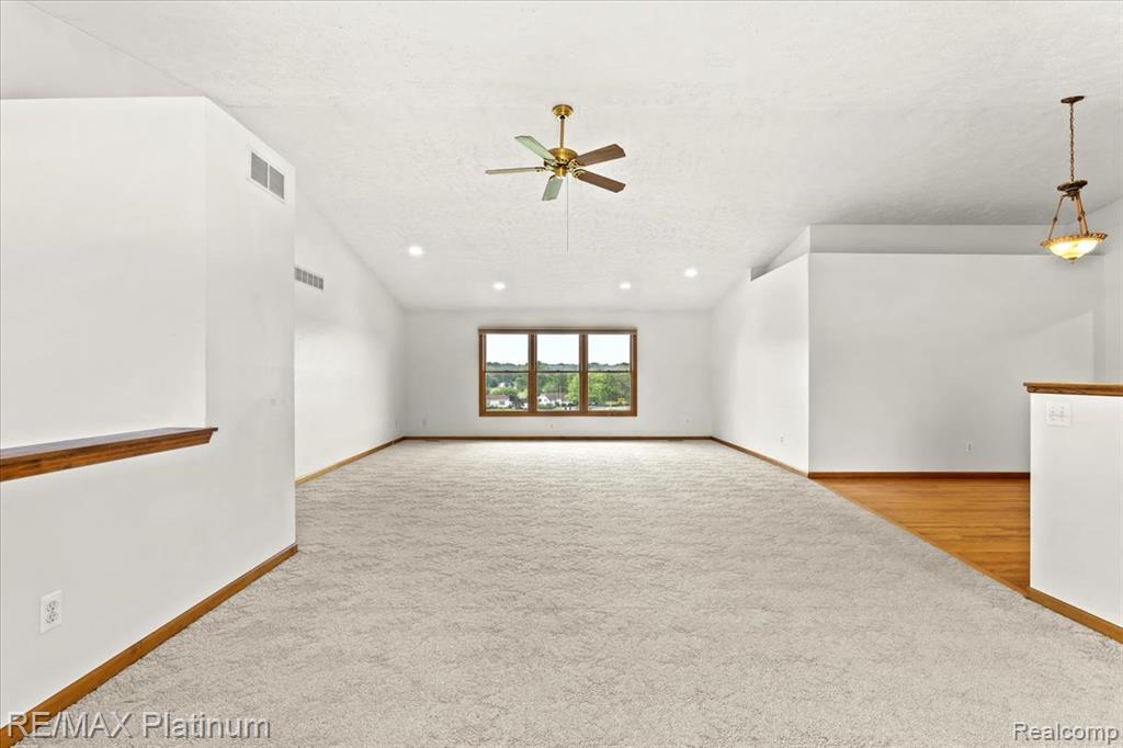 6893 Sanford Road Howell, MI 48855 - Photo 12 of 44