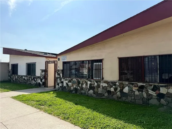 $1,500,000 | 4244 East Compton Boulevard, Compton, CA 90221