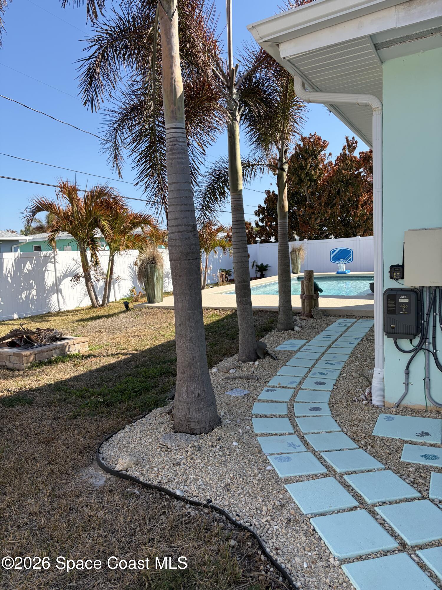 209 Southeast 3rd Street Satellite Beach, FL 32937 - Photo 21 of 25 a view of a backyard